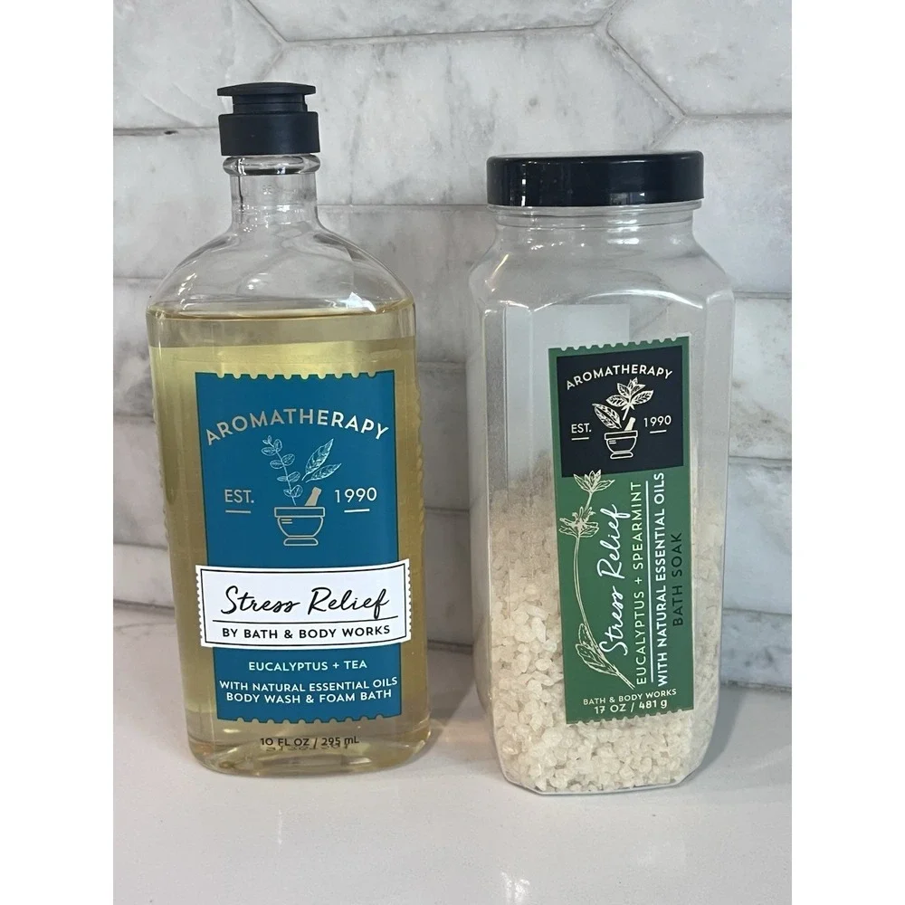 Bath & Body Works EUCALYPTUS + SPEARMINT Stress Relief Bath Soak & Bath Wash Set